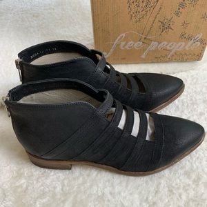 Free People Ankle Boot Swept Away Black in Size 38